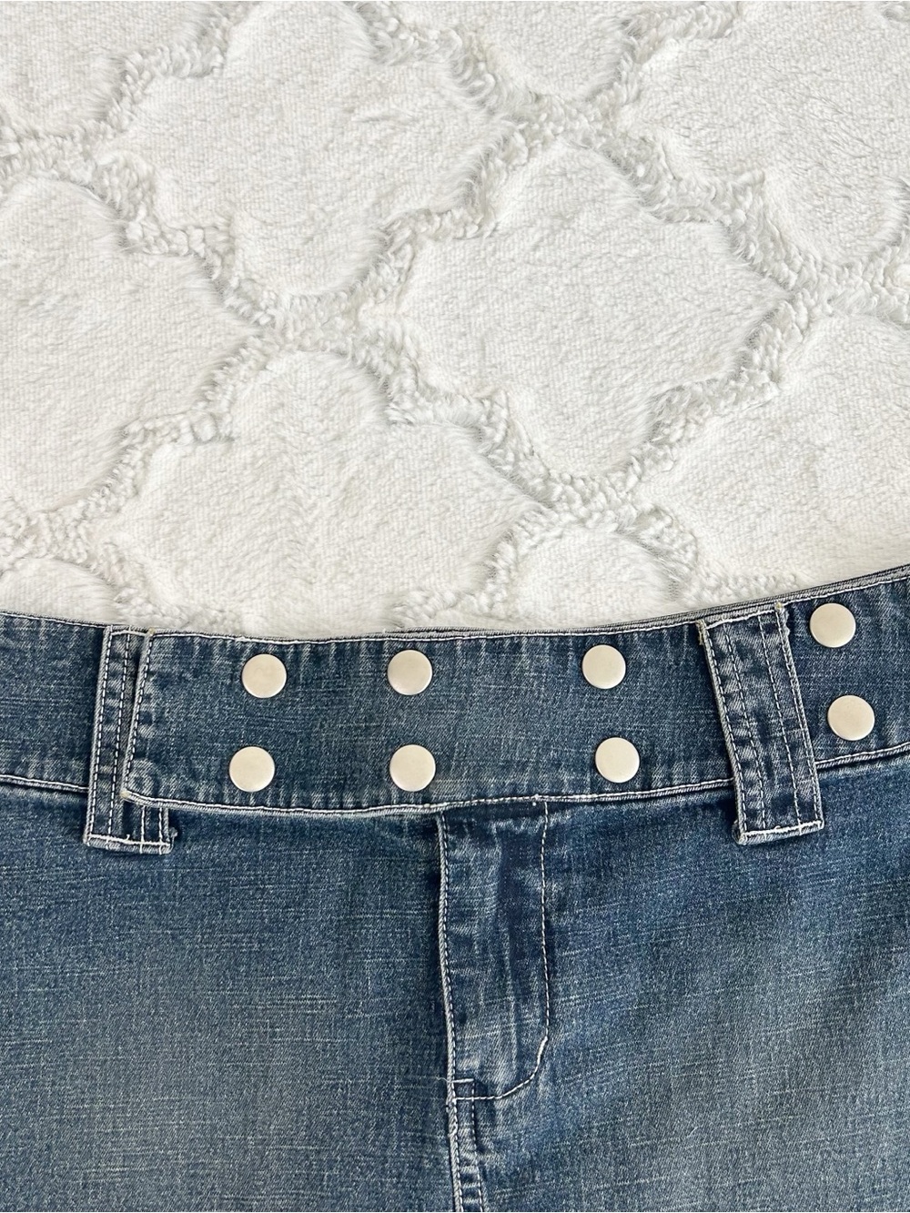 Vintage Y2K Studded Denim Low Rise Micro Mini Skirt Size 7 - Picture 2 of 9